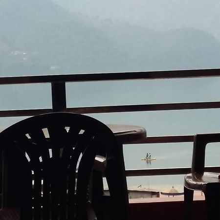 Hotel Bhadrakali Pokhara Inn Esterno foto