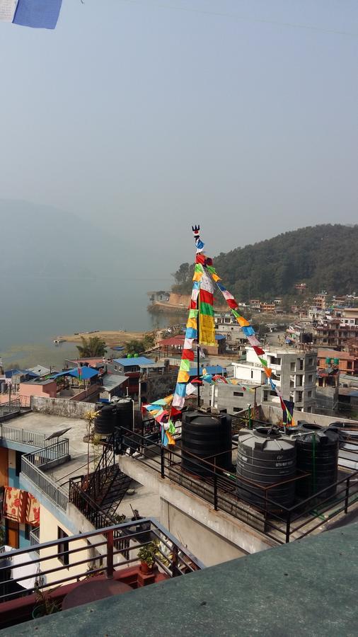 Hotel Bhadrakali Pokhara Inn Esterno foto