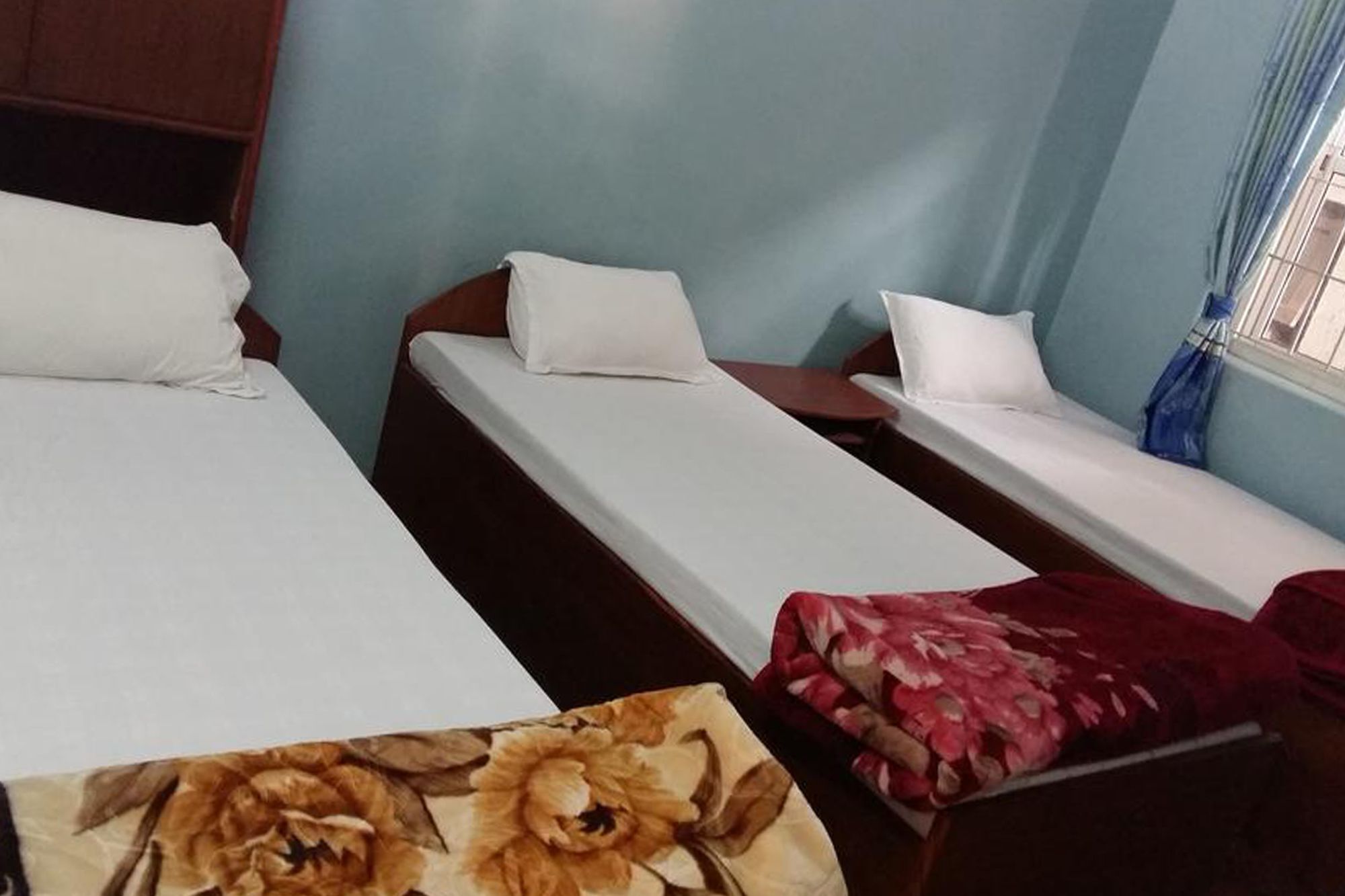 Hotel Bhadrakali Pokhara Inn Esterno foto