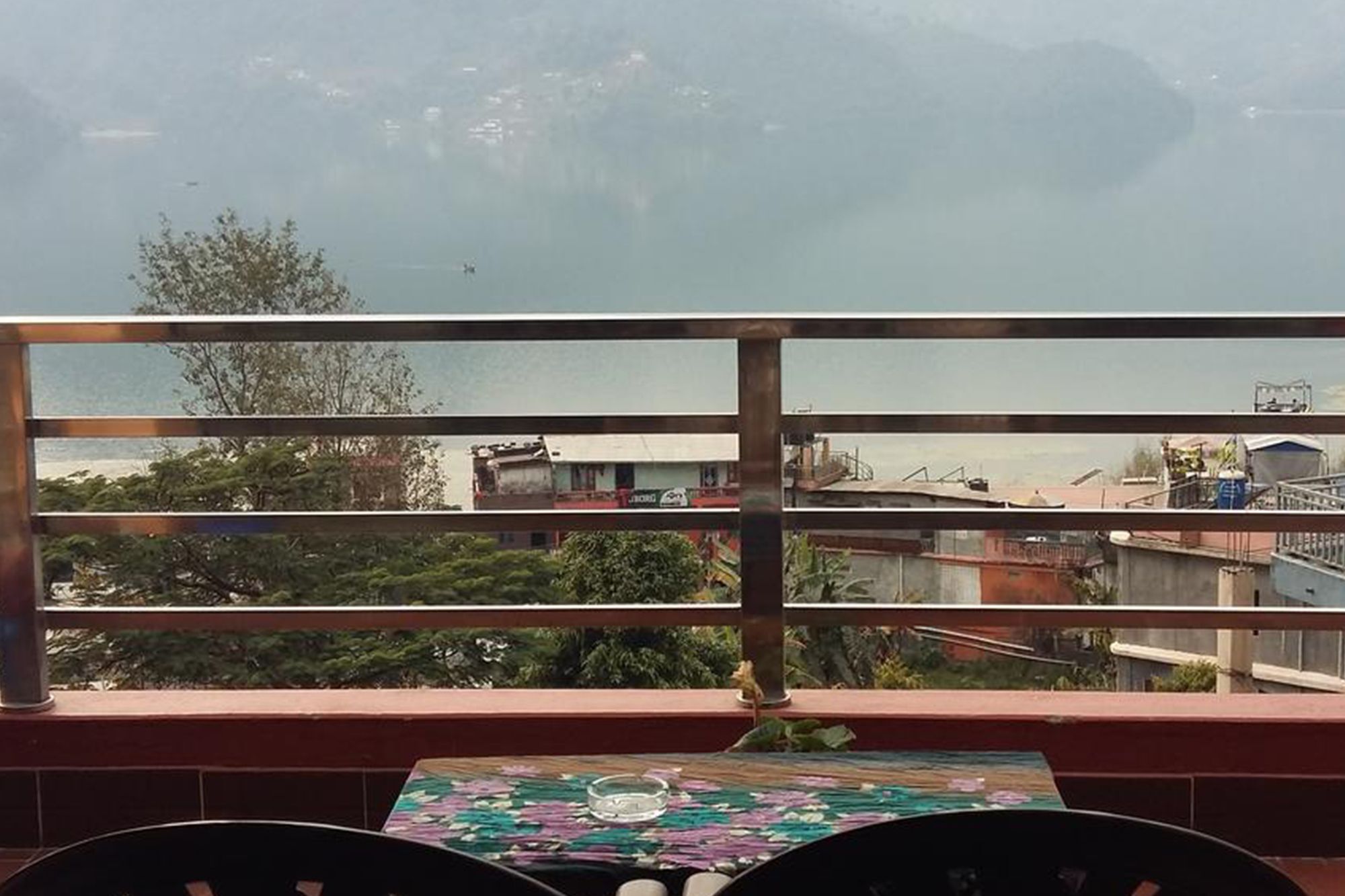 Hotel Bhadrakali Pokhara Inn Esterno foto